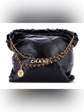 CHANEL Black Quilted Shoulder Bag with Gold Chain Detail Large